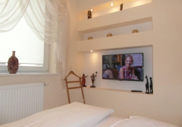 Sypialnia I/ Schlafzimmer I
